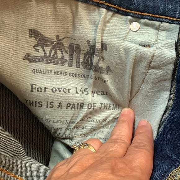 Gently Loved 512 Jeans by Levis - Picture 5 of 9